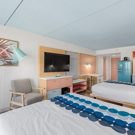 Golden Sands Oceanfront Hotel Carolina Beach Exteriör bild