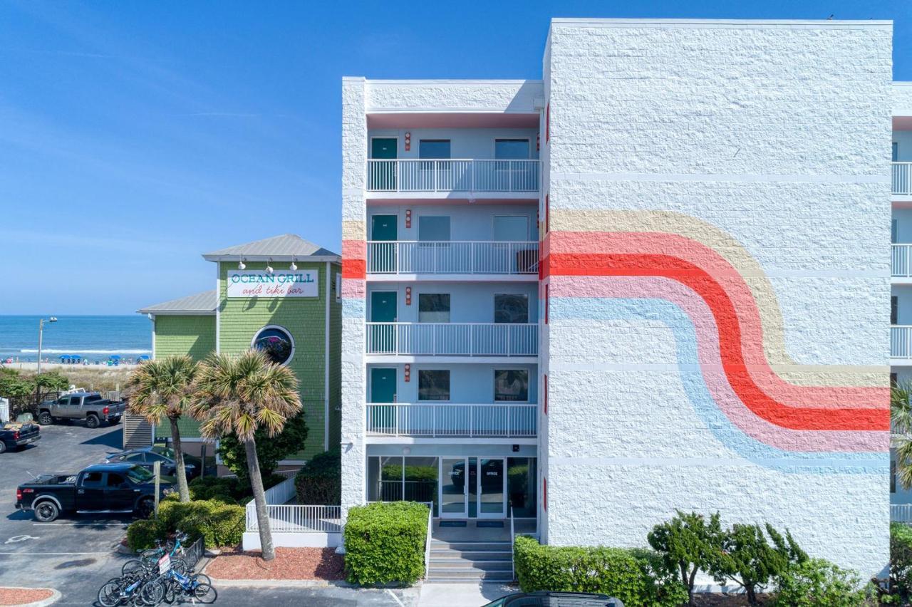 Golden Sands Oceanfront Hotel Carolina Beach Exteriör bild