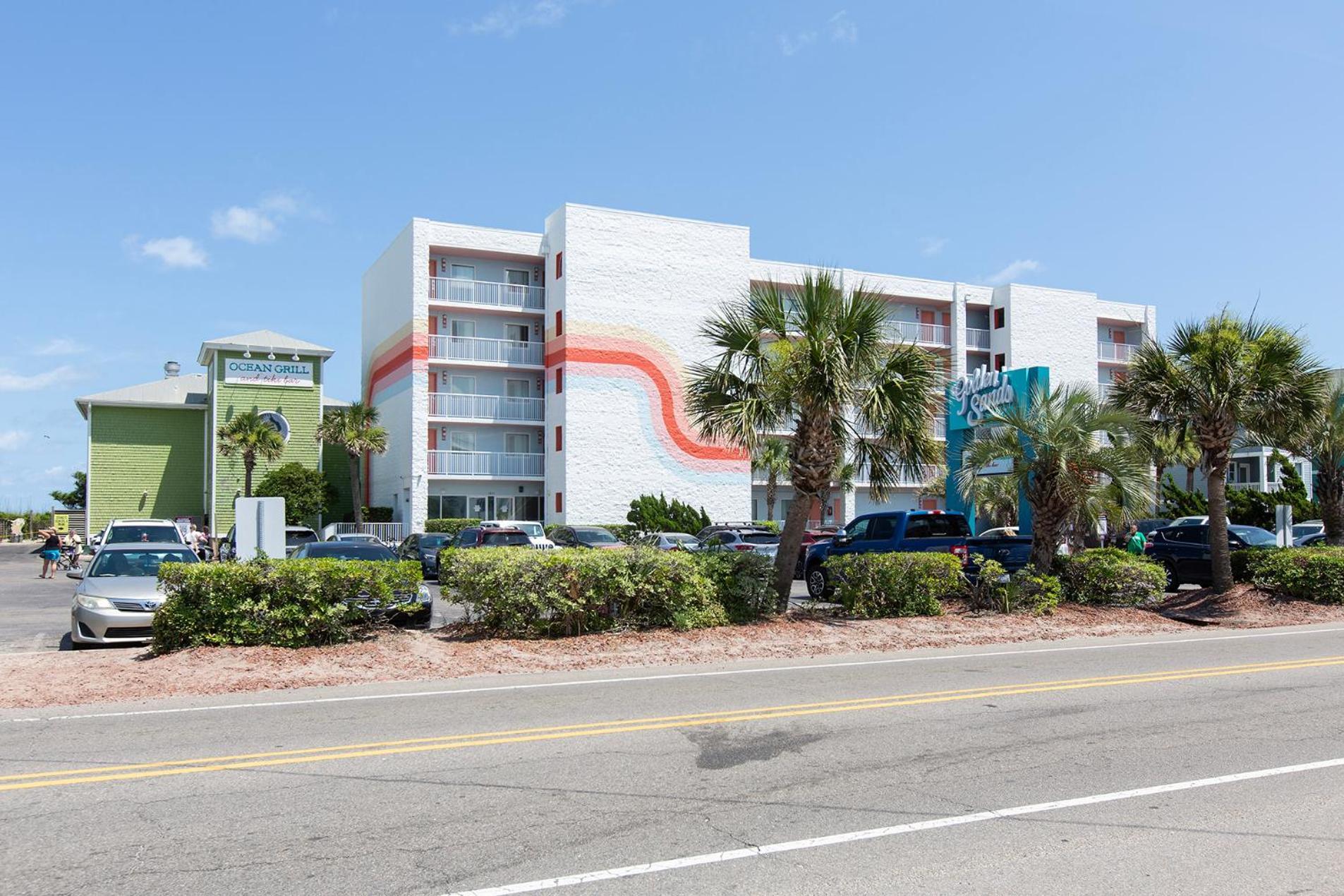 Golden Sands Oceanfront Hotel Carolina Beach Exteriör bild