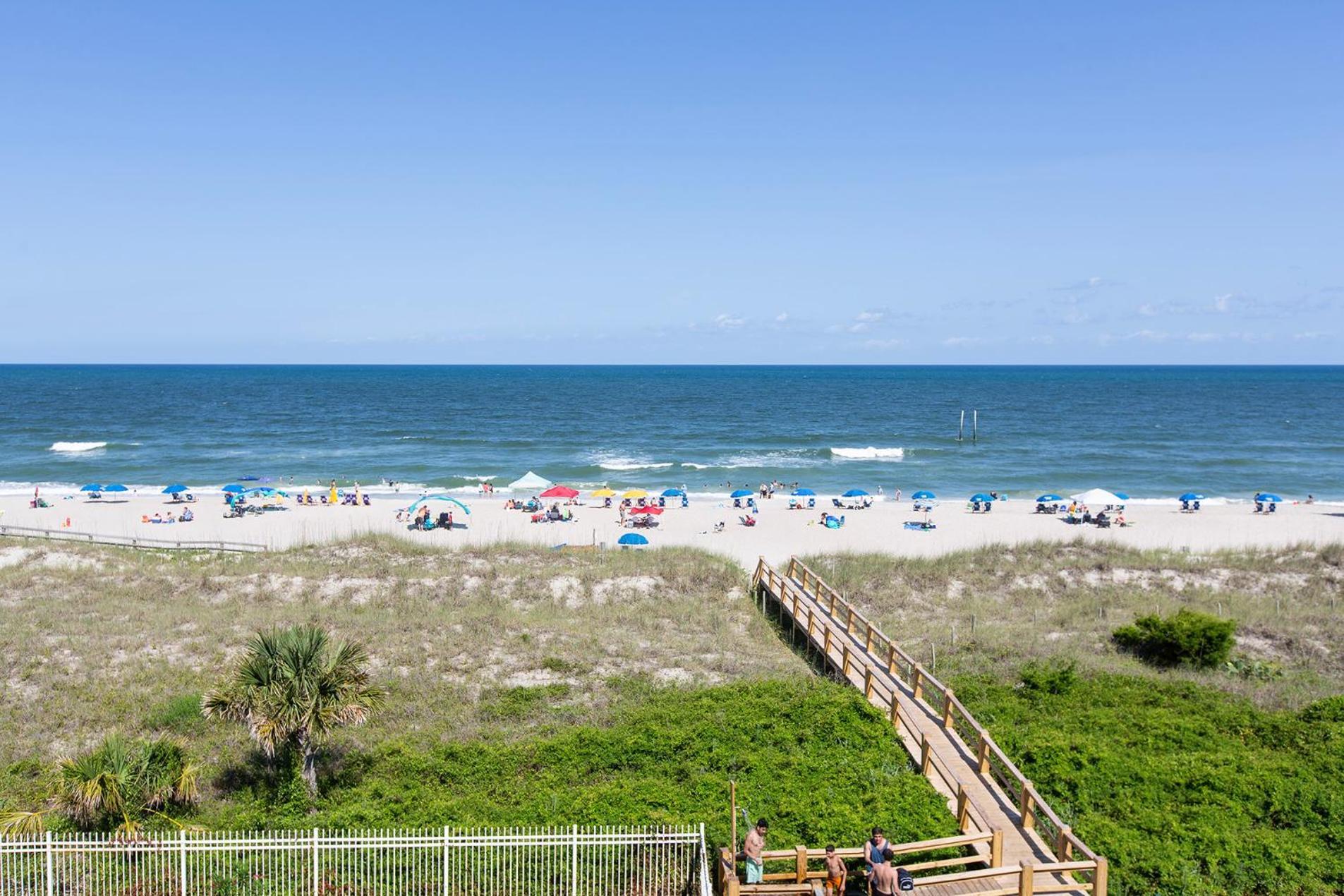 Golden Sands Oceanfront Hotel Carolina Beach Exteriör bild