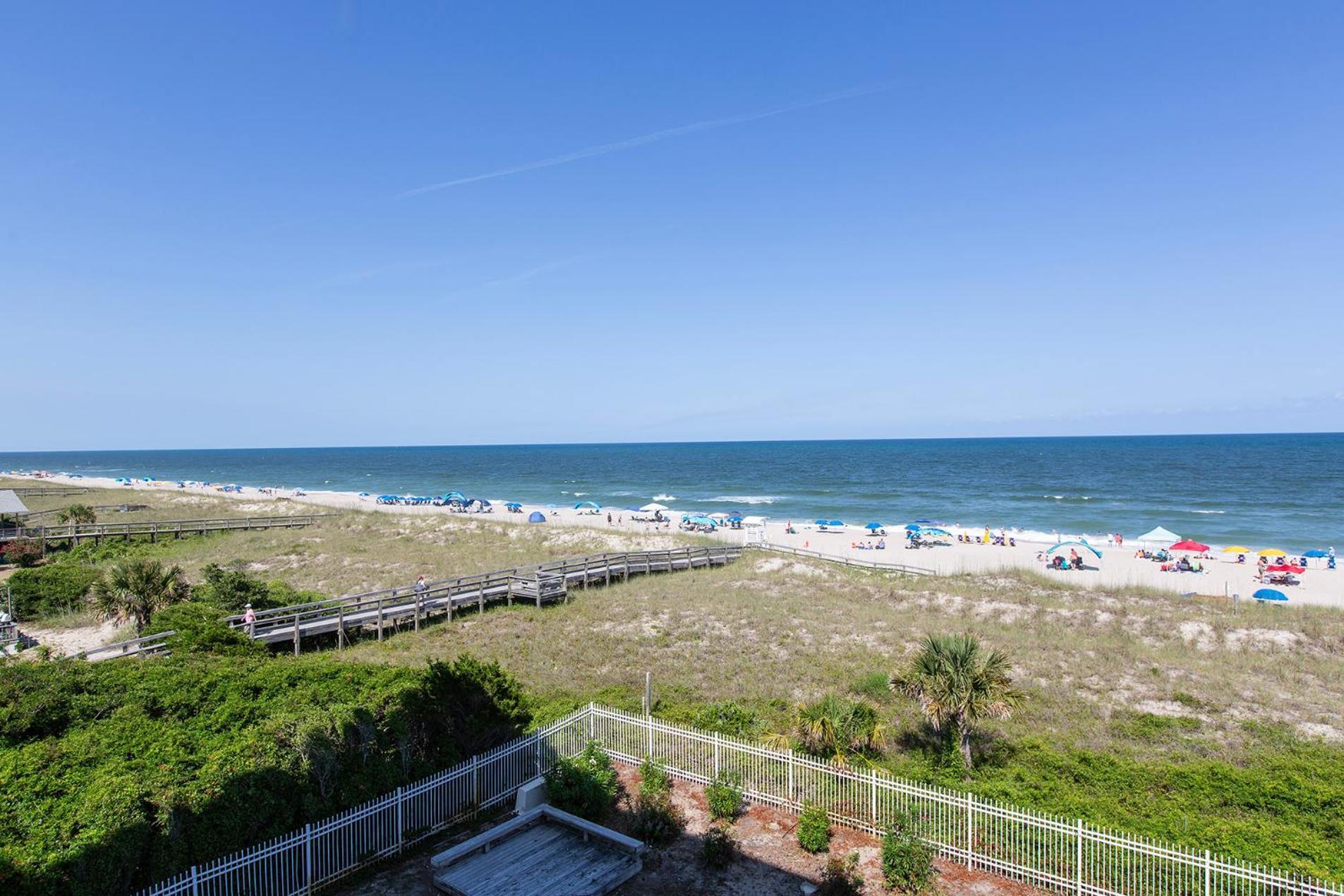Golden Sands Oceanfront Hotel Carolina Beach Exteriör bild