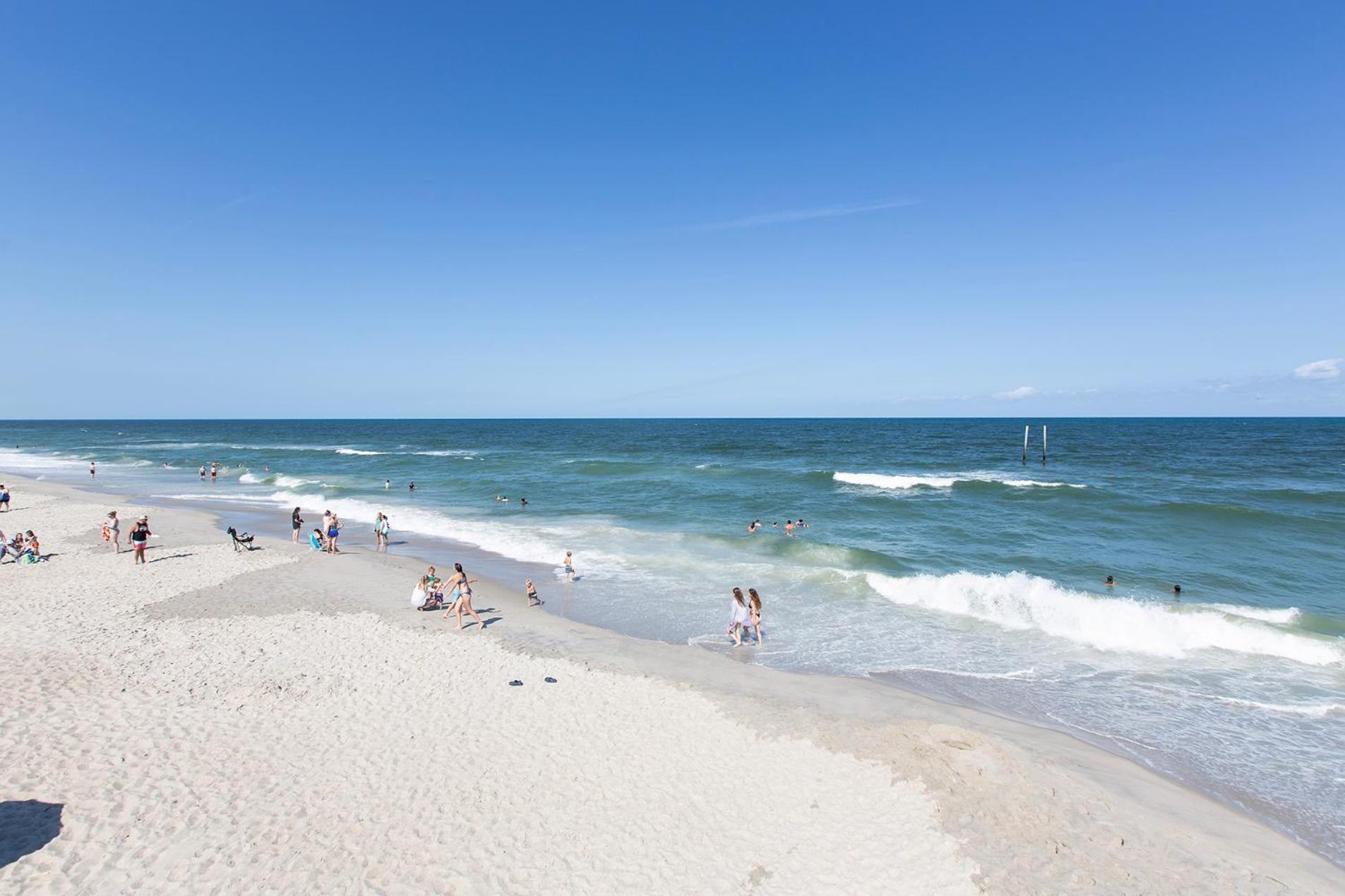 Golden Sands Oceanfront Hotel Carolina Beach Exteriör bild