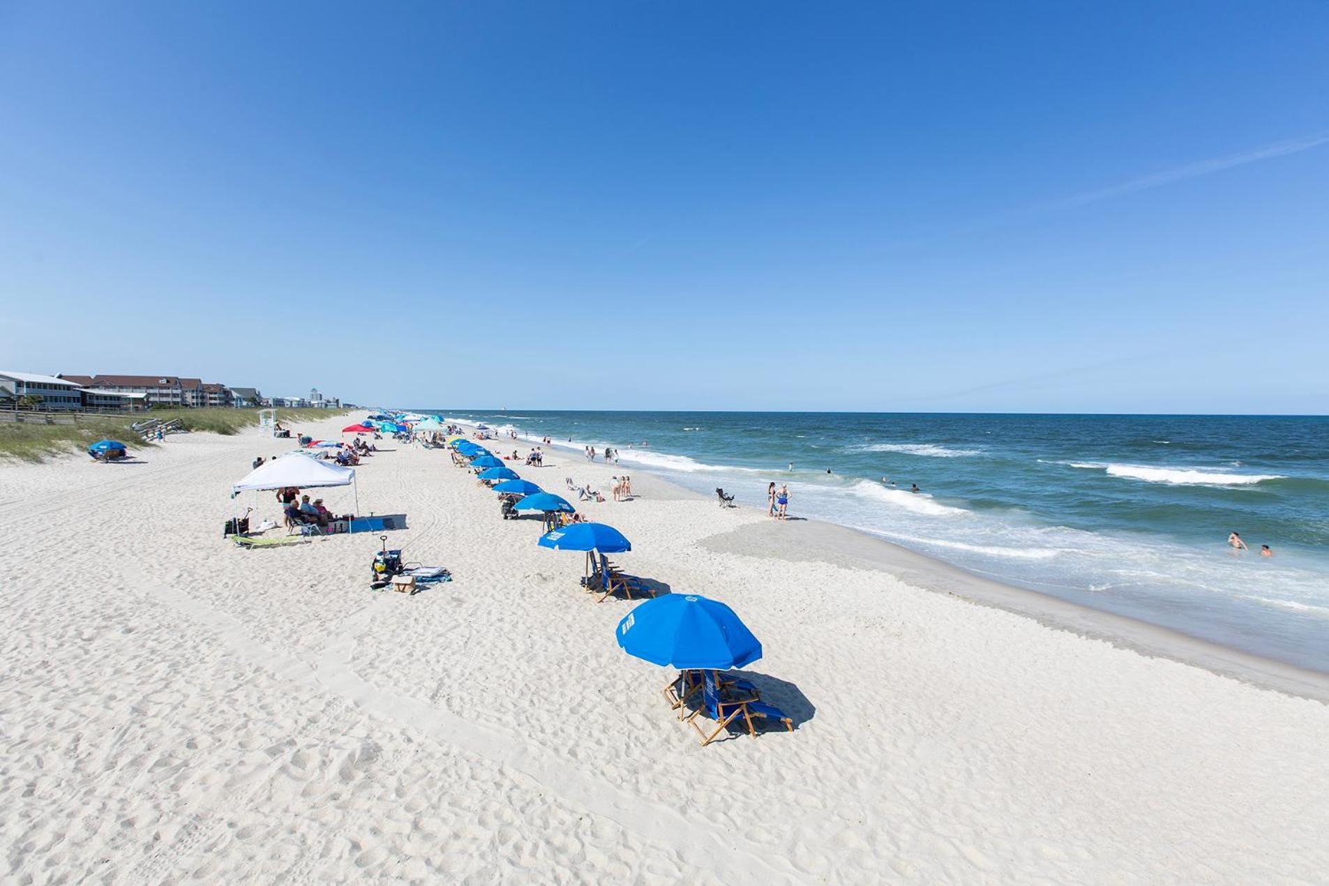 Golden Sands Oceanfront Hotel Carolina Beach Exteriör bild
