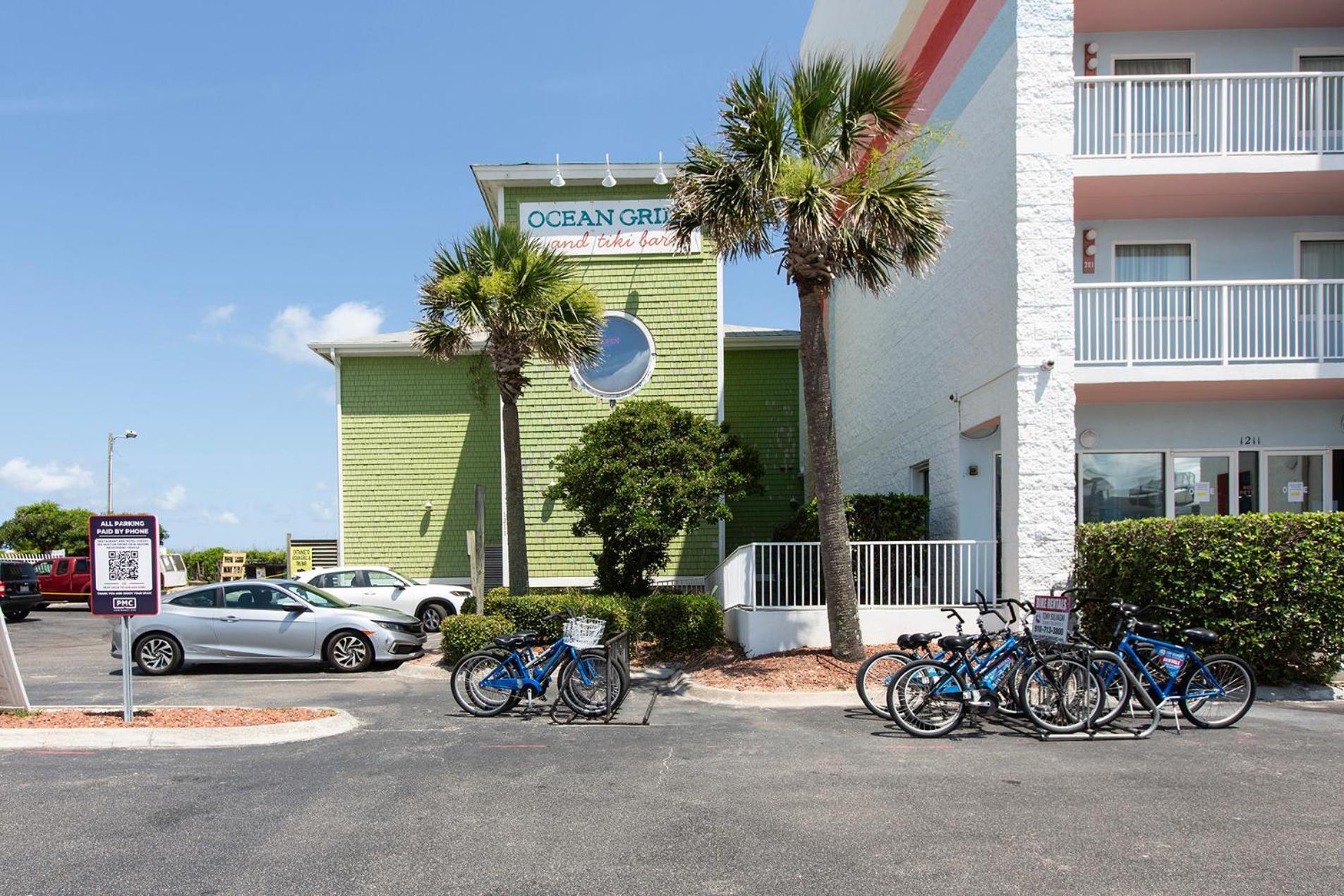 Golden Sands Oceanfront Hotel Carolina Beach Exteriör bild